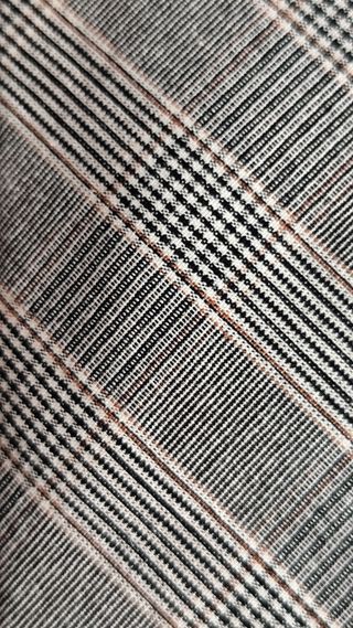 Corbata Príncipe de Gales beige y gris