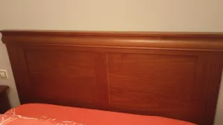 Dormitorio matrimonio en madera de cerezo