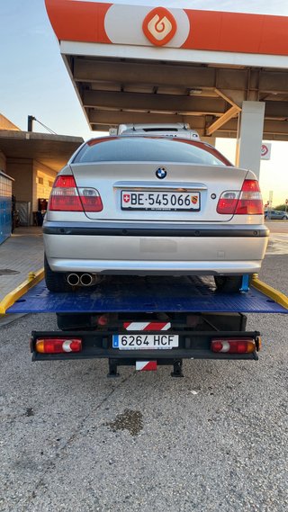 Servicio de grua TEL 693256506