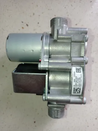 Válvula Gas Vaillant 0020135144 Natural NUEVA