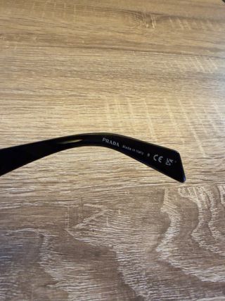 Gafas de sol PRADA SPR A05 Negras