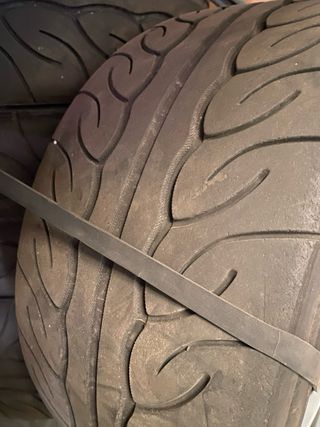 Neumáticos Yokohama Semi-Slicks