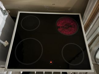Vitrocerámica y horno Corbero