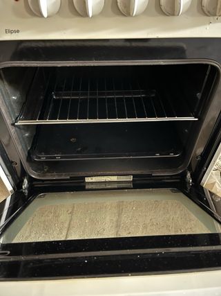 Vitrocerámica y horno Corbero