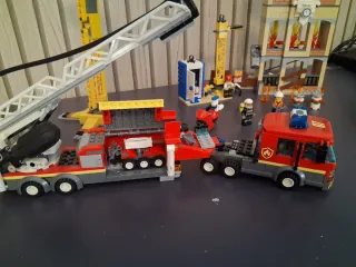 LEGO City 60216 - Equipo de Bomberos (Instruccione