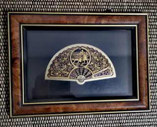 Cuadro abanico dorado metal y madera
