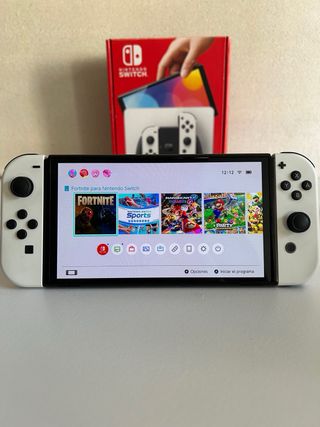 Nintendo Switch OLED Bianca