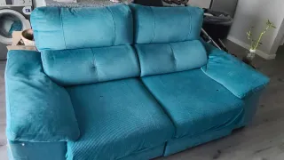 Sofá de 3 plazas deslizante + 2puff