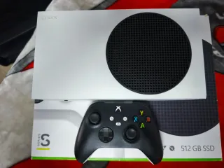 Xbox Series S 512GB Blanca y Negra