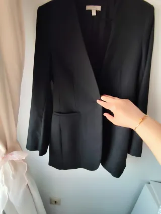 Americana H&M Negra Talla M