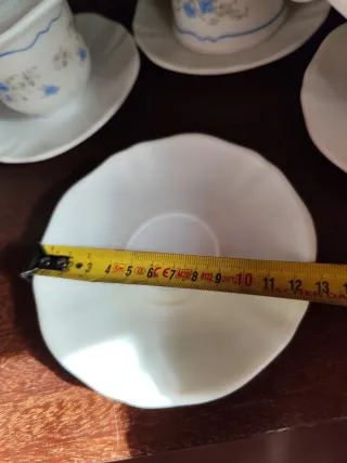 Juego de 12 Tazas Arcopal con Platillos