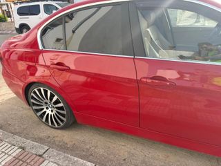 BMW Serie 3 2008 recien reparado con facturas