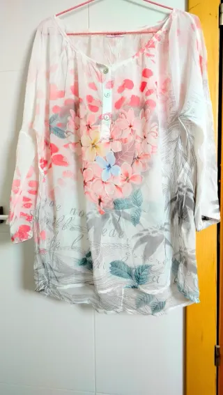 Blusa Flores Talla L