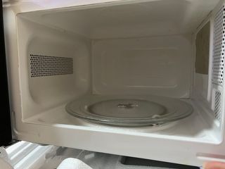 Vendo juntos Microondas y Ventilador 18’
