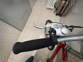 Bicicleta de montaña CONOR 125 Roja