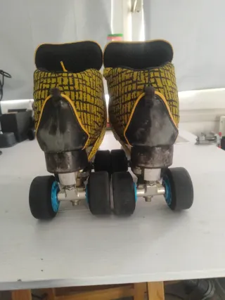 Patines Replic hockey amarillos y negros