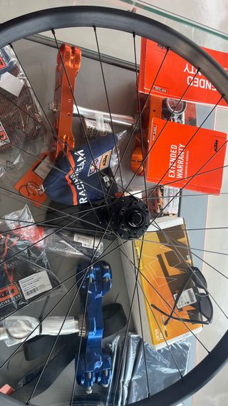 CRANKBROTHERS Synthesis ALLOY ENDURO Ruedas 29