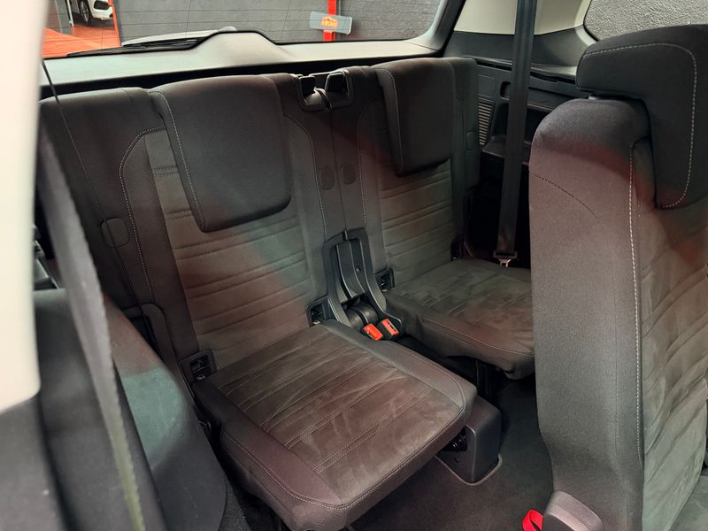 Volkswagen Touran 2.0 TDI CR BMT Advance 2016, foto 16