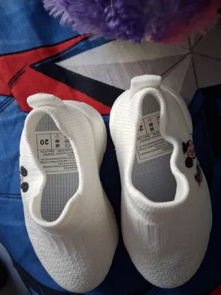 Zapatos bebé blancos Mickey Mouse