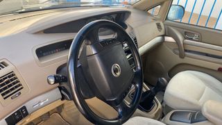 SsangYong Rodius 2005