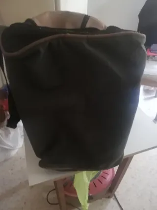 Mochila Marrón y Negra 35x50