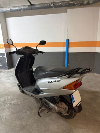 Honda Lead 100 (Solo 14.700 km) - Scooter