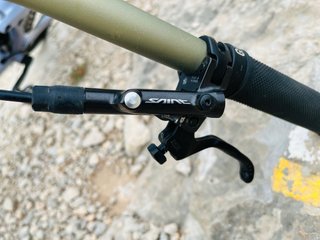 Bicicleta descenso Cube two15 del 2025