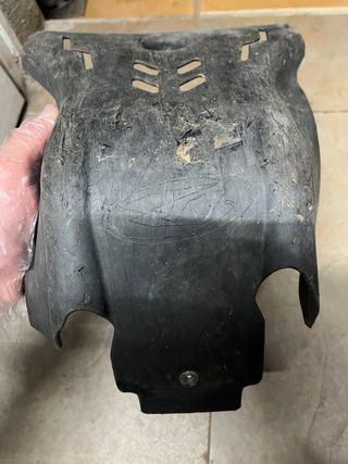 Cubre cárter Beta 300RR 2T