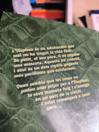 La bèstia (Narrativa Singular) (Catalan Edition)