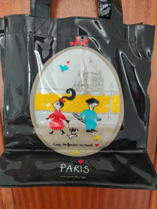 Bolsa Tote Vinilo Negra Paris