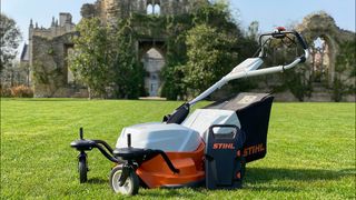 Cortacésped STIHL RMA 765 V