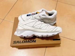 Zapatillas Salomon Blancas y Grises