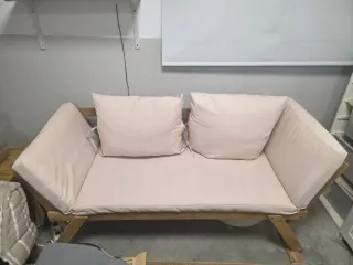 Sofá jardín convertible en banco de madera