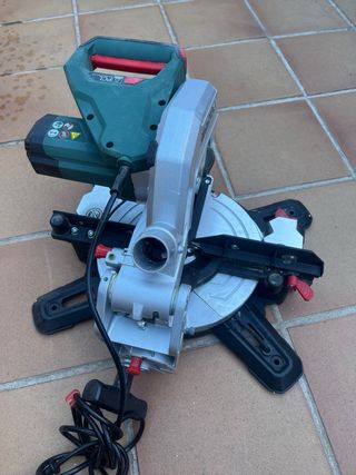 Ingletadora Metabo KS216M
