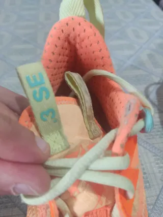 Zapatillas Nike Jordan Naranja y amarillo