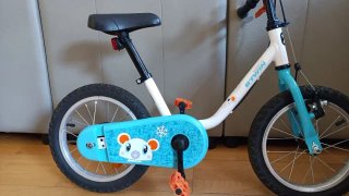 Bicicleta Infantil 14 con casco azul