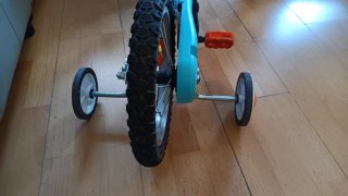 Bicicleta Infantil 14 con casco azul