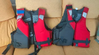 2 Chalecos Salvavidas Tribord