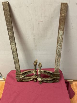 2 Antiguos Sargentos  Hierro Fundido