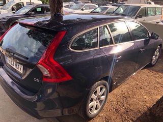 Volvo V60 2014 diesel impecable por todos lados