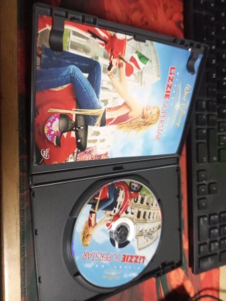 DVD Lizzie Superstar