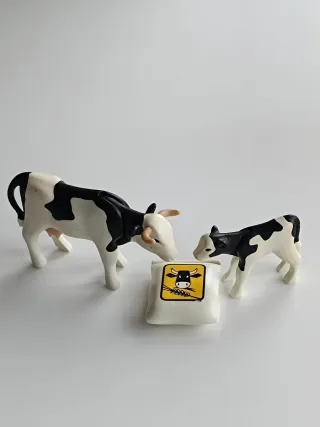 Playmobil Vaca y Ternero con Saco