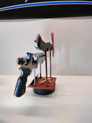 Resident Evil  Leon Magnun + Axe + Stand + shells