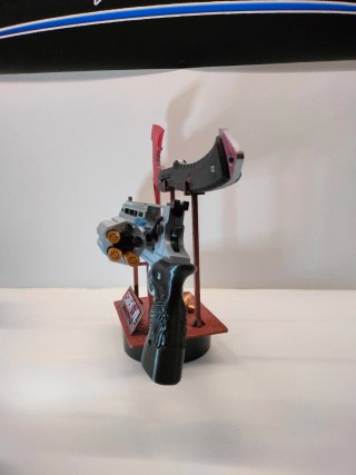 Resident Evil  Leon Magnun + Axe + Stand + shells