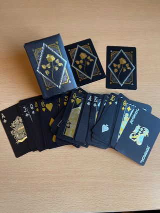 Baraja de póker impermeable con diseño de rosa