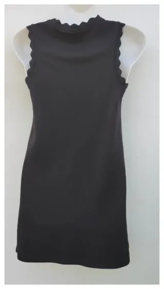 Vestido negro Divided Talla XXL