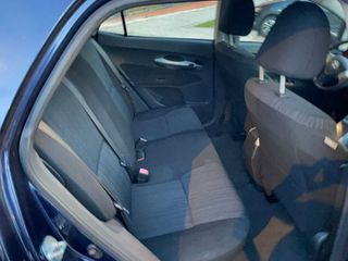 Toyota Auris 2.0D-4D Luna 5p
