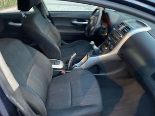 Toyota Auris 2.0D-4D Luna 5p