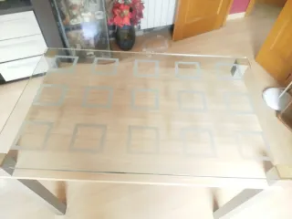 Mesa de cocina cristal y metal