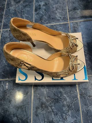 Scarpe con tacco Guess oro